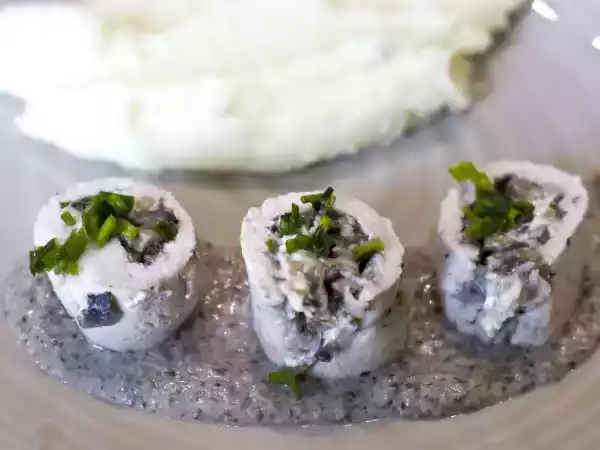 Recette Ballotine de volaille, duxelles de champignons au sel de truffe