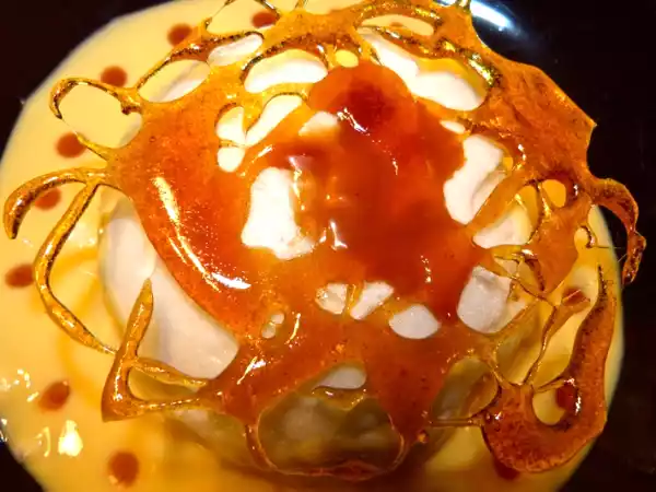 Recette Îles flottantes et tuiles au caramel façon christophe michalak