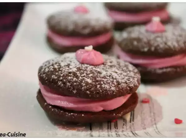 Recette Whoopies chocolat et crème à la rose