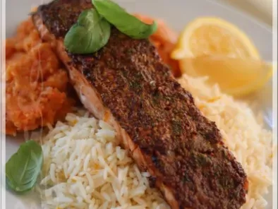 Recette Filet de saumon à la dijonnaise avec purée de carottes et céleri-rave