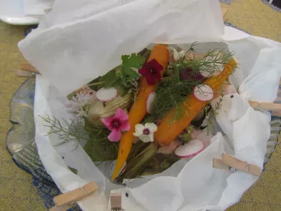 Recette Papillote de saumon, ses légumes et ses fleurs