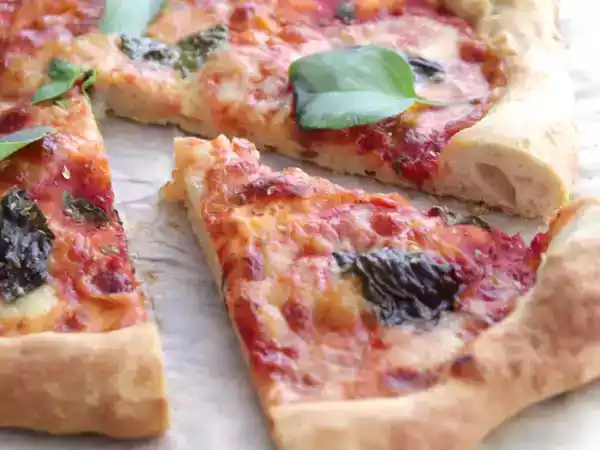 Recette Pizza margherita moelleuse