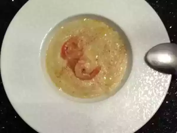 Recette Velouté de topinambour au curry, crevettes poêlées
