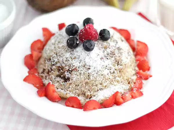 Recette Bowl cake banane coco - sans lactose et sans gluten