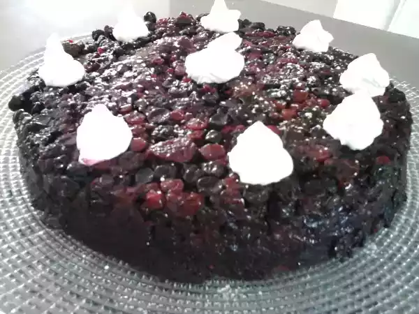 Recette Gâteau renversé aux fruits rouges