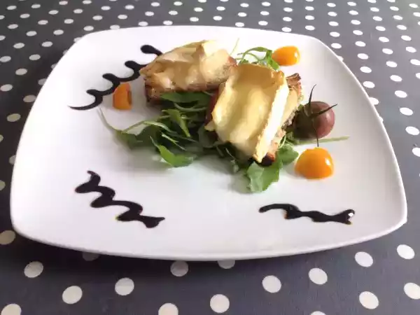 Recette Toasts de brie aux poires