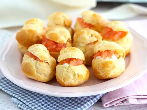 Recette Petits choux au saumon
