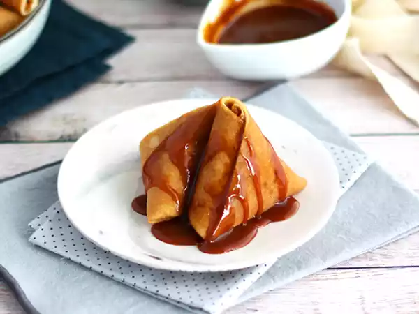 Recette Samoussas de crêpes aux pommes caramélisées