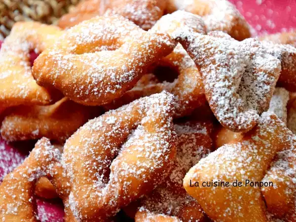 Recette Oreillettes provençales parfumées à la fleur d'oranger