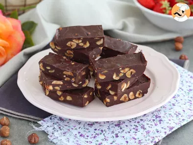 Recette Fudge aux noisettes - carrés au chocolat et noisettes