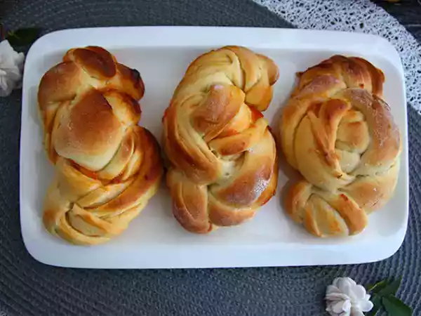 Recette Brioches tressées à l'abricot