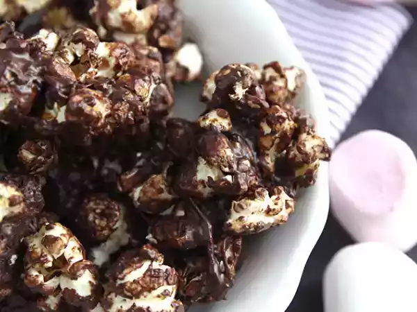 Recette Pop corn au chocolat et aux marshmallows