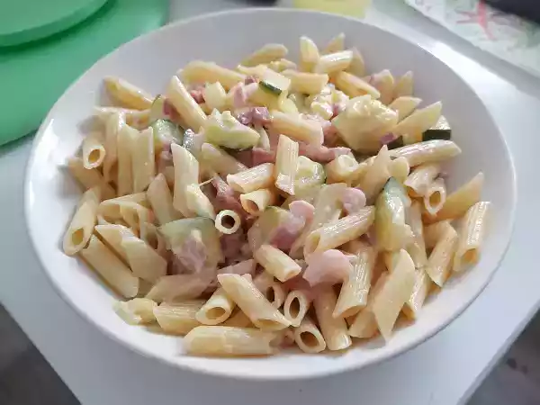 Recette Pâtes courgettes lardons st morêt