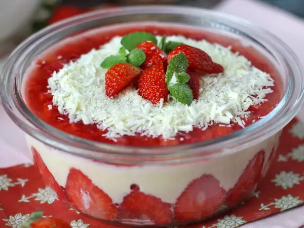 Recette Trifle aux fraises : la recette fraîche et irrésistible