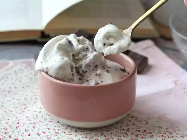 Recette Glace façon stracciatella avec le ninja creami