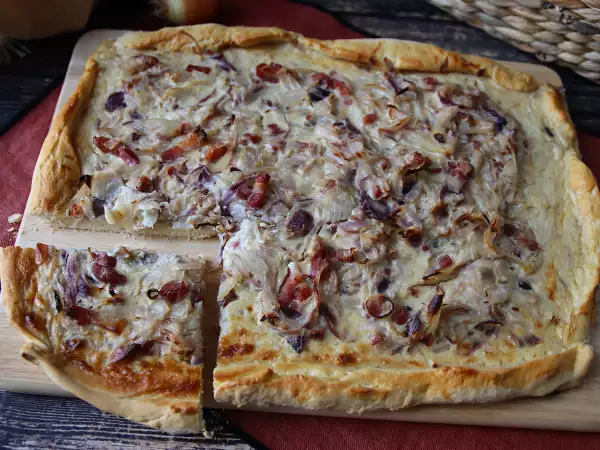 Recette Zwiebelkuchen : la tarte allemande aux oignons fondants et lardons