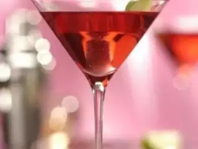 Recette Cocktail - idée de cocktail pour les fêtes : le cosmopolitan