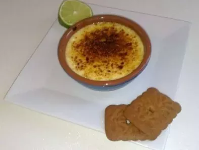 Recette Crème brûlée citron vanille sur lit de spéculoos