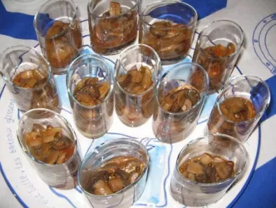 Recette Minis verrines de champignons a la grecque