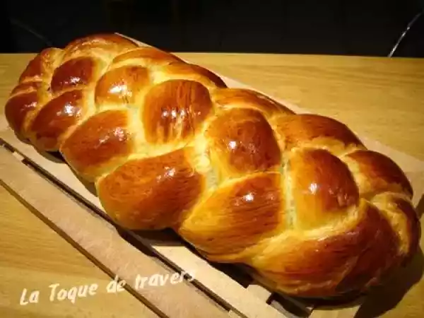 Recette Brioche tressée à quatre brins aux pépites de chocolat