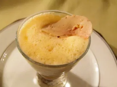 Recette Ecume de homard, ses pattes & copeau de foie gras