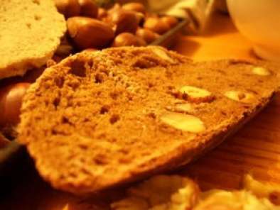 Recette Le pain au levain naturel, au caro et aux noisettes torréfiées de claire