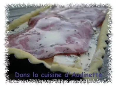 Recette Tarte viva Italia ! Gorgonzolla, coppa, sur pâte brisée au parmesan
