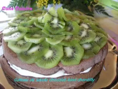 Recette Gâteau de savoie chocolat-kiwi-chantilly