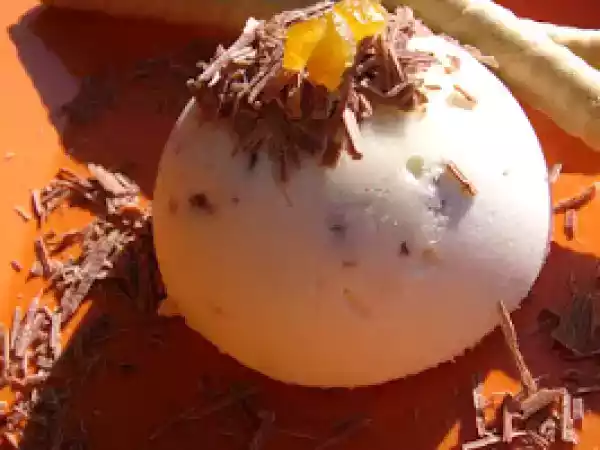 Recette Nougat glacé aux écorces d'orange, pignons et pépites de chocolat