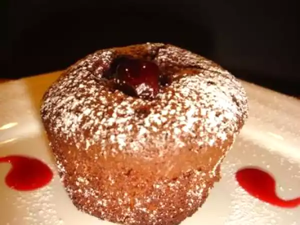 Recette Moelleux au chocolat aux griottines et coulis de cerises