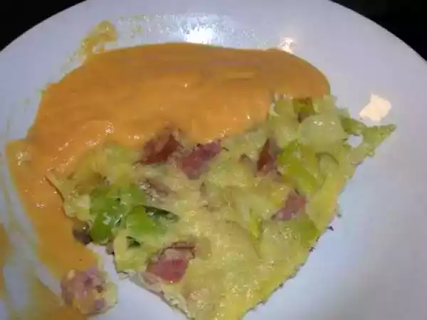 Recette Frittata vide-frigo et sa sauce caresse