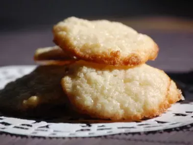 Recette Petits biscuits a la creme fraîche