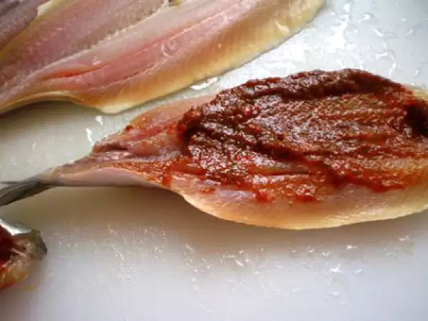Recette Filets de sardines farcis aux piquillos, ail et persil