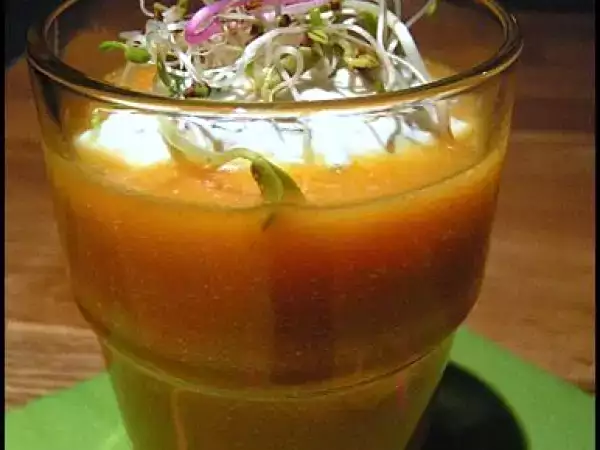 Recette Encore une petite soupe... plutôt une creme à la carotte et à la ricotta
