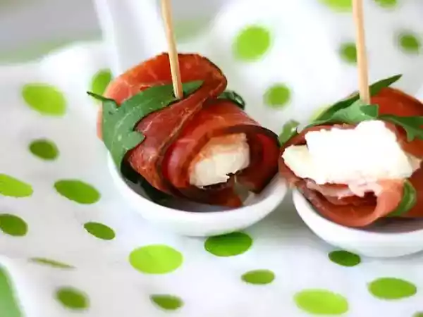 Recette Bouchées apéritives au jambon de montagne et fromage frais