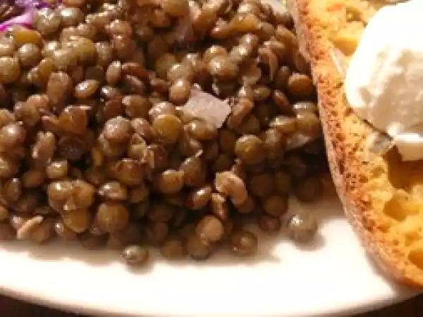 Recette Chou rouge /avocat, polenta, et lentilles tièdes