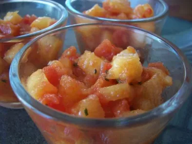 Recette **salade tardive de melon a la tomate et au basilic en verrine et crevettes**
