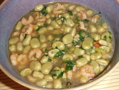Recette Soupe de fèves et de crevettes à la coriandre