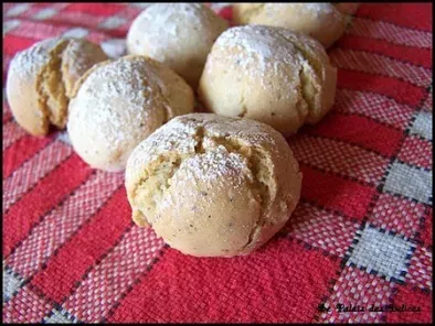Recette Amarettis moelleux ( petits biscuits italien )