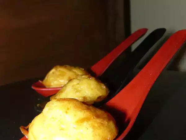 Recette Bouchées aux miettes de crabe et comté
