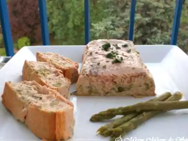 Recette Terrine de saumon aux asperges