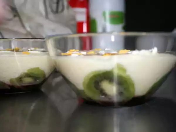 Recette Verrines citron-kiwi-myrtille