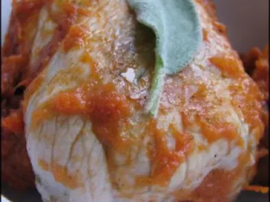 Recette Escalopes farcies aux artichauts, sauge & sauce tomate