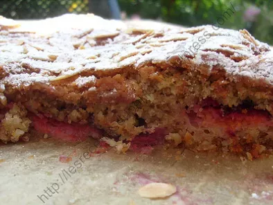 Recette Gâteau aux prunes et amandes / plum bakewell cake
