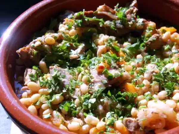 Recette Estouffade d'agneau au tariquet (mijoté avec des haricots...)