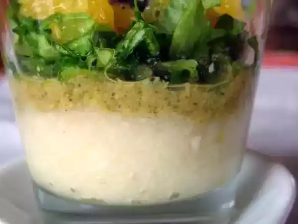 Recette Verrine radis noir, tapenade verte et salade à l'orange