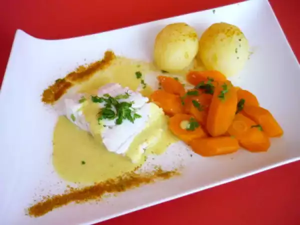 Recette Filet d'empereur aux carottes et creme au curry