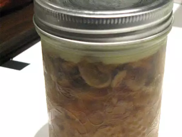 Recette Les cuisses de poulet en gelée au cognac (autoclave requis)