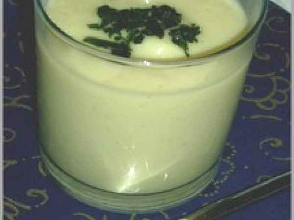 Velouté chou-fleur / chorizo - recette thermomix - Recette Ptitchef