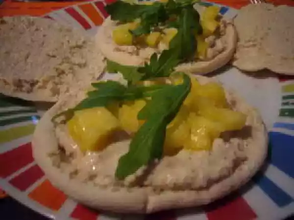 Recette Pita poulet, curry, ananas et roquette (4 points)